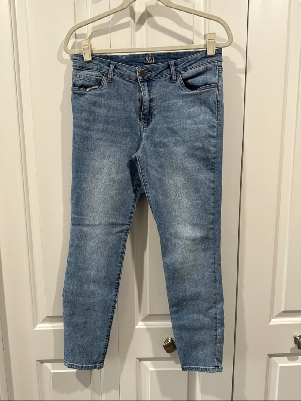 Kut from the Kloth Leopard wash Jeans - Size 10